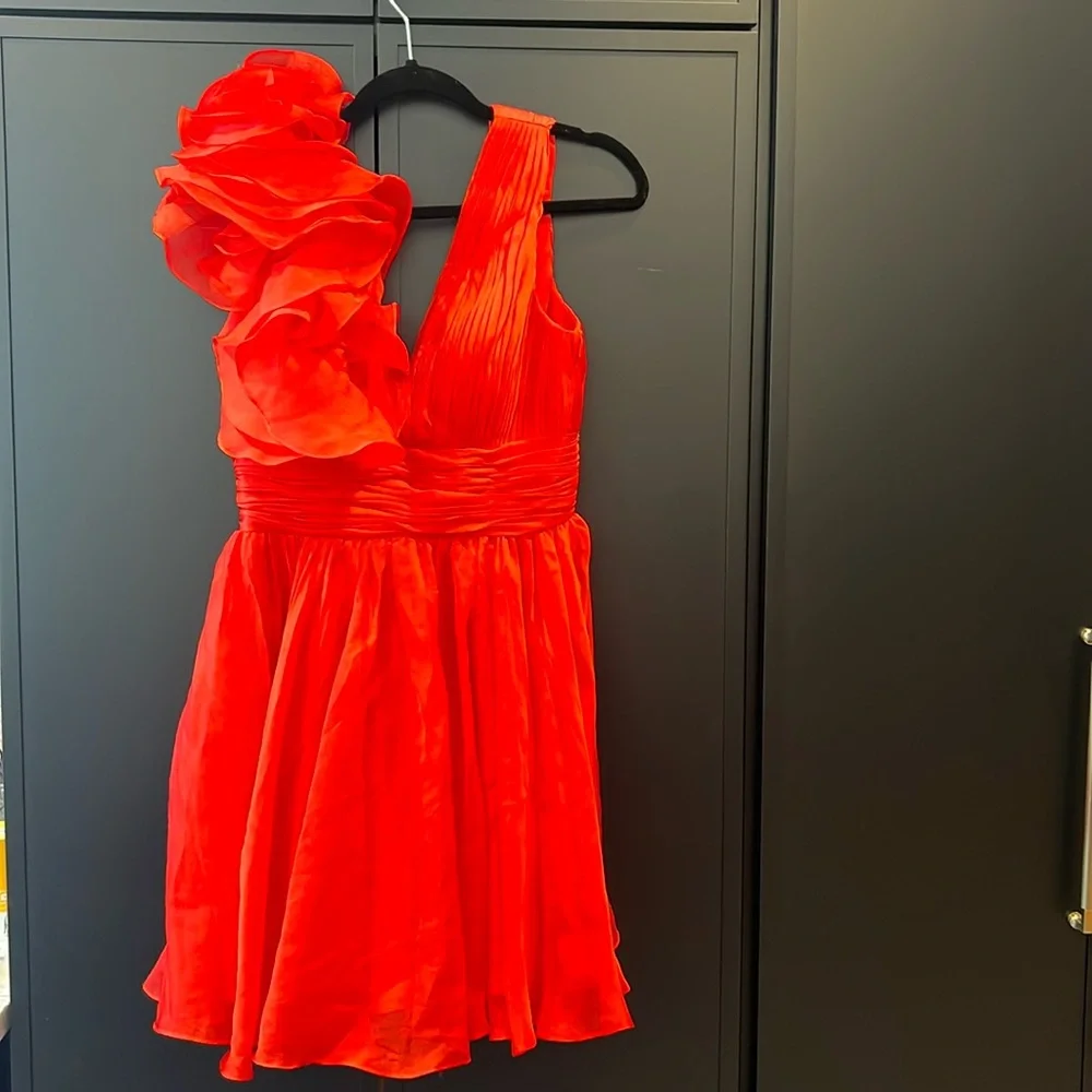 New Mac Duggal red party ruffle mini dress - Size 6 - Picture 3 of 9